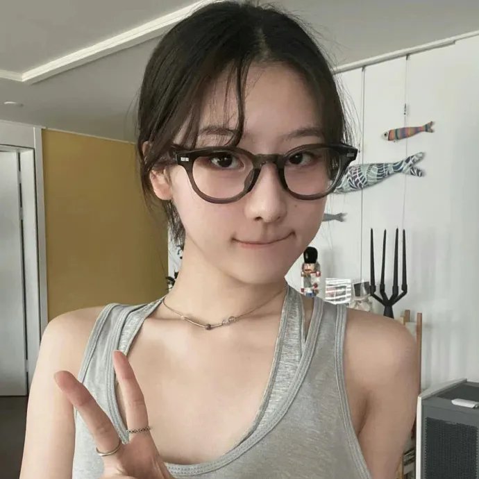 爱丽丝之棘 在线观看封面